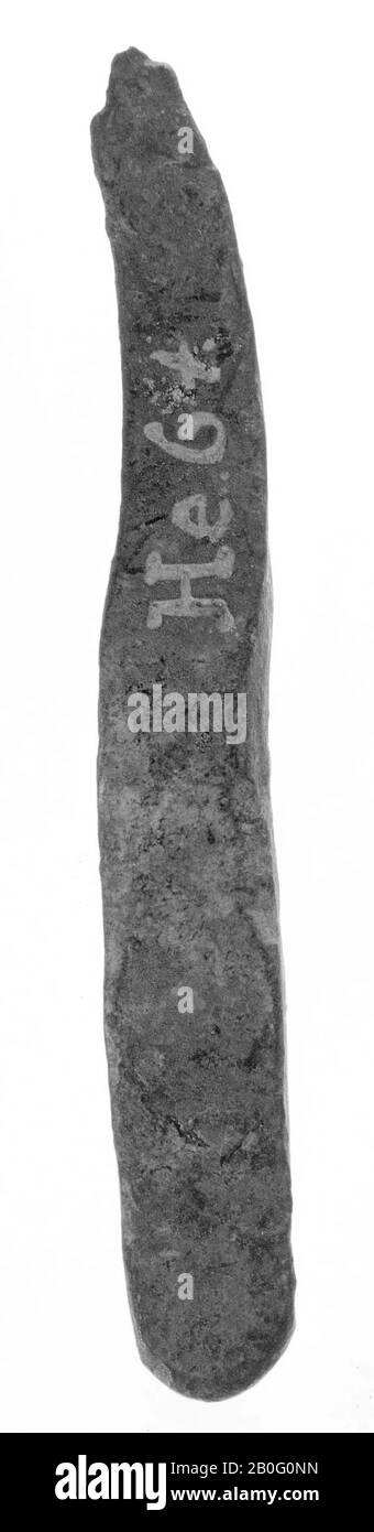 bâton de laiton, peut-être d'une agrafe, fragment, métal, bronze, longueur: 5,7 cm, préhistoire -2000 Banque D'Images