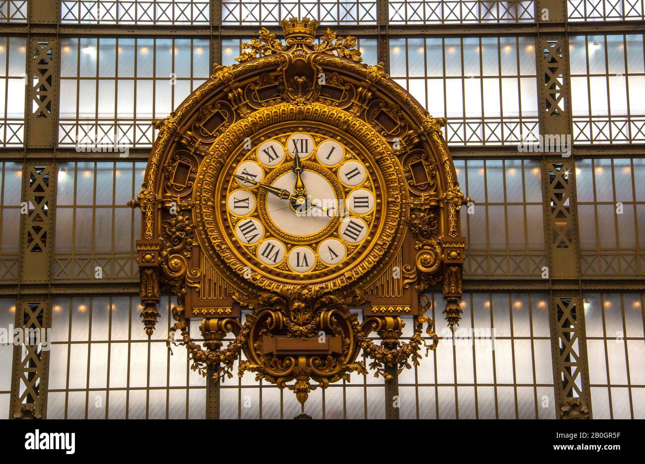 Musée d'Orsay horloge intérieure, Paris Banque D'Images