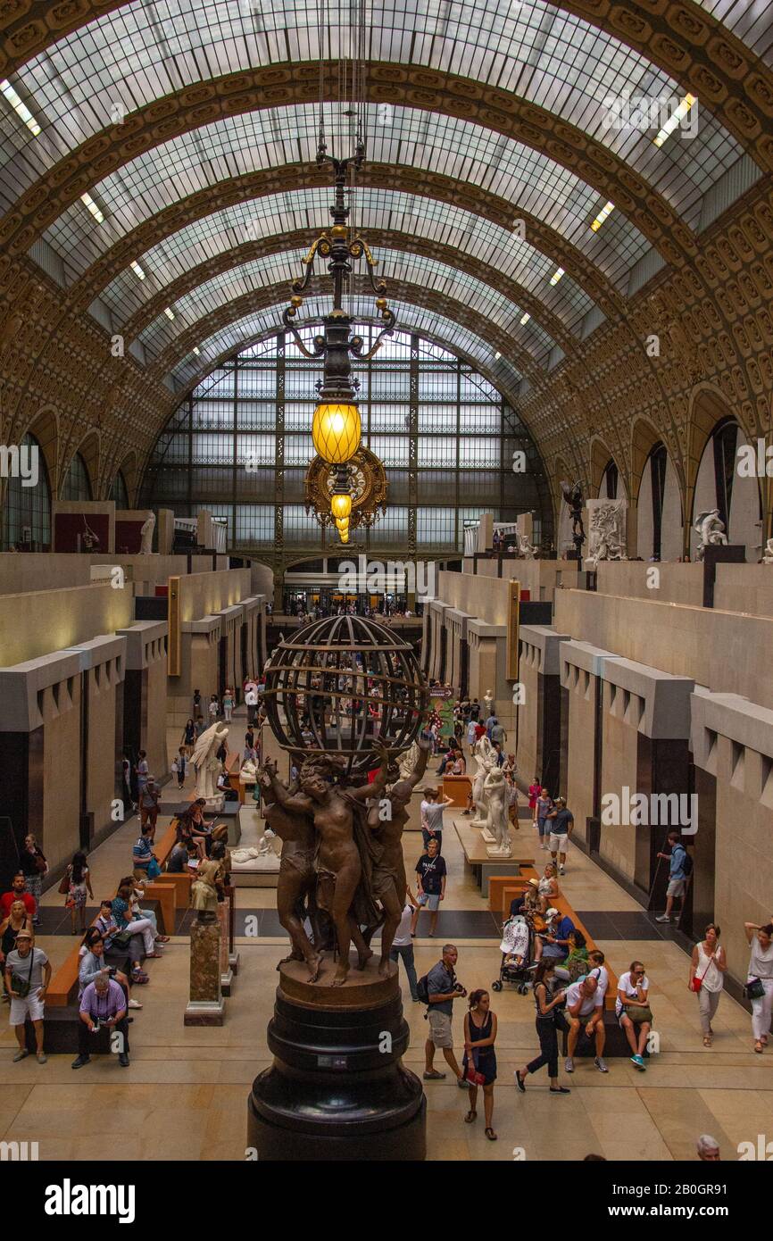 Musée d'Orsay intérieur, Paris Banque D'Images