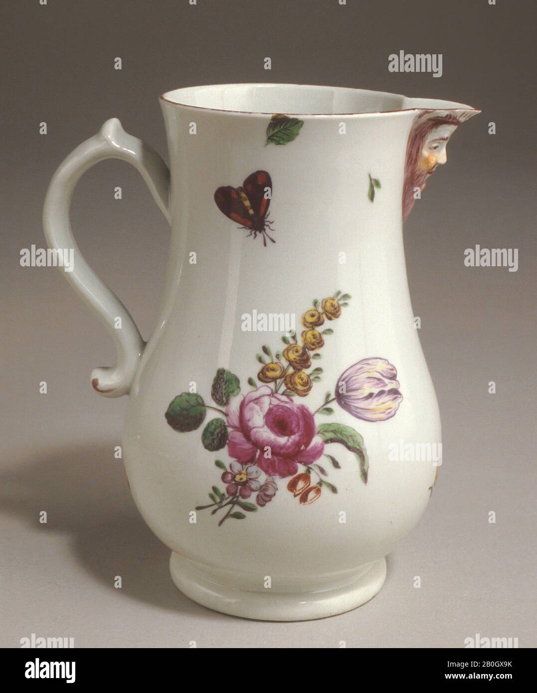 Usine de manufacture de porcelaine de Worcester, anglais, 1751–présent, Jug, c. 1770, porcelaine à pâte souple, Dans L'Ensemble : 7 3/16 po. (18,3 cm Banque D'Images