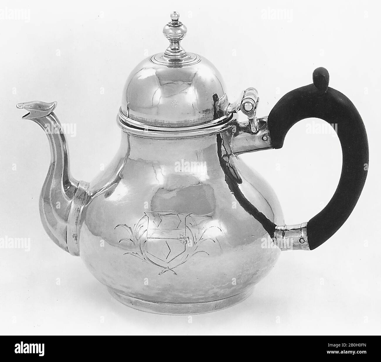 James Smith I, Anglais, actif 1715–1740, Teapot, 1720/21, argent, 5 9/16 x 7 1/16 x 4 15/16 po. (14,1 x 17,9 x 12,5 cm Banque D'Images