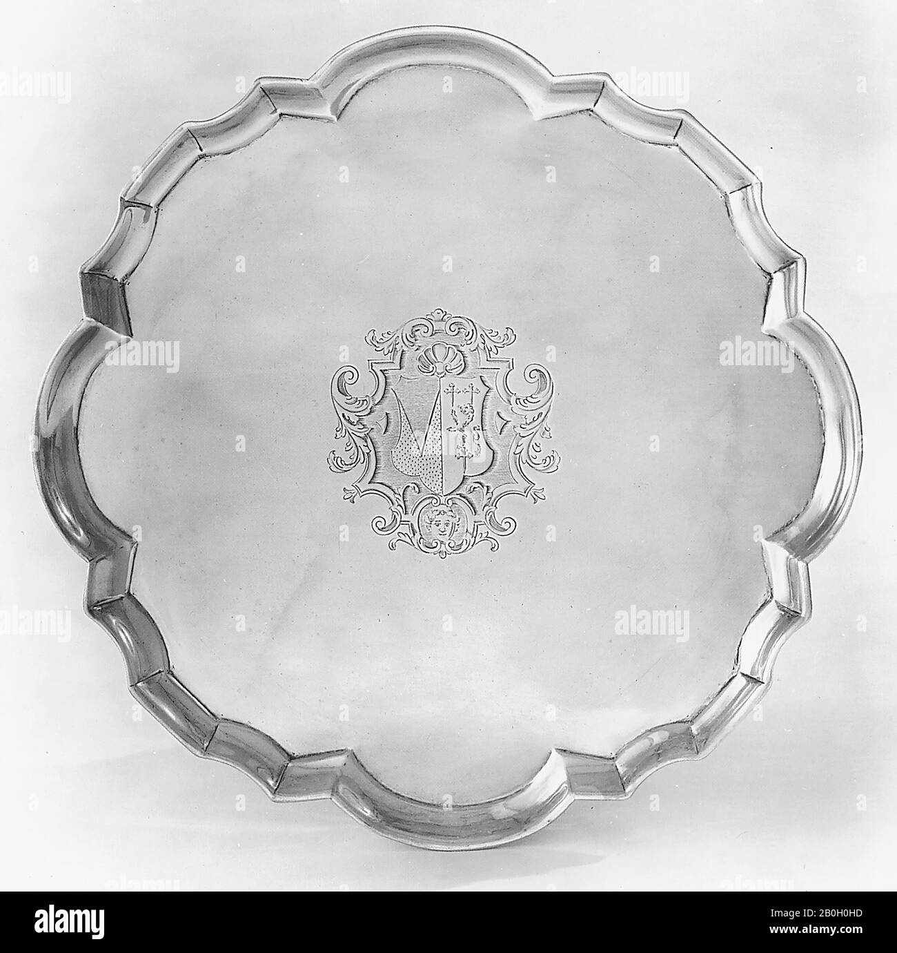 Edward Cornock, Royaume-Uni, actif 1698–1750, Salver, 1730/31, argent, Total : 10 7/8 x 1 po. (27,6 x 2,5 cm Banque D'Images