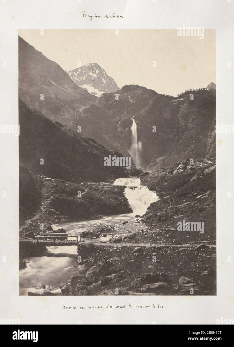 Joseph Vigier, Français, 1821–1894, vue sur les chutes du Lac d'Oô, Pyrénées, 1853, impression sel à partir de papier négatif, Total : 14 1/2 × 10 5/8 in. (36,8 × 27 cm Banque D'Images