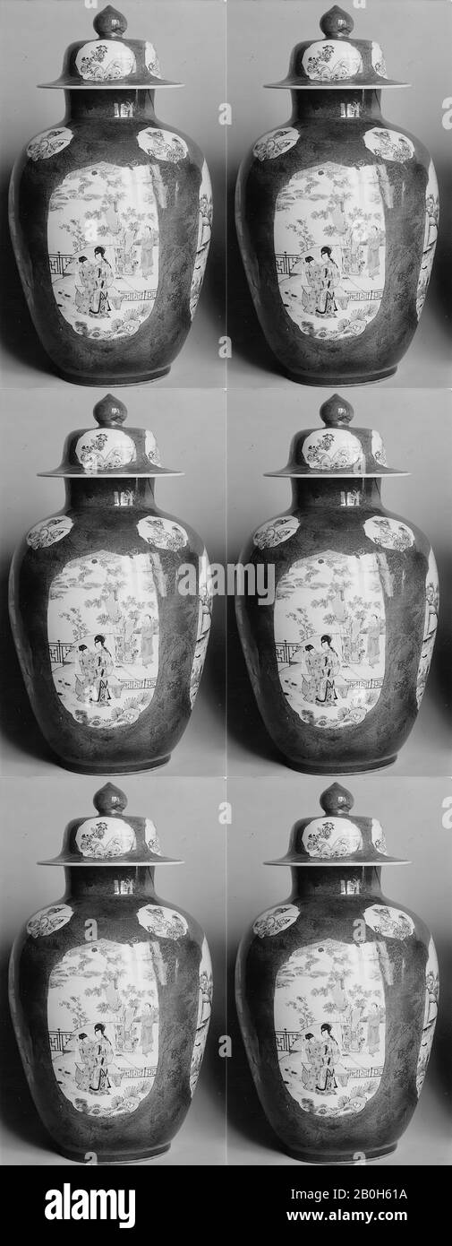 Pot couvert, Chine, dynastie Qing (1644–1911), période Kangxi (1662–1722), Culture : Chine, Porcelaine peinte en amels de la famille verte, H. 18 po. (45,7 cm), céramique Banque D'Images
