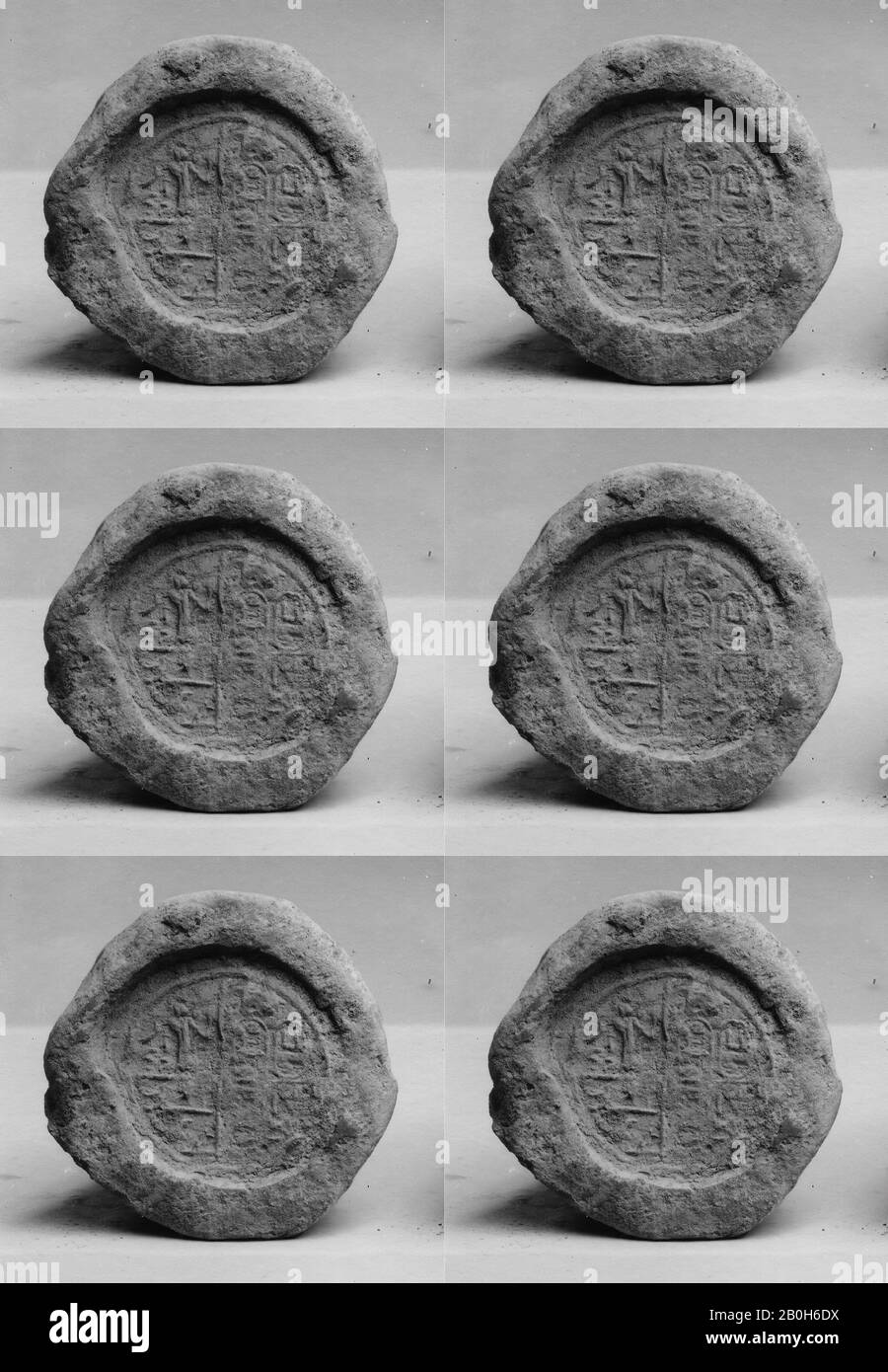 Funkerary Cone nommer un maître d'hôtel De La Main de Dieu Amenirdis Fille de Kashta, troisième Période intermédiaire, Dynasty 25, CA. 740–700 av. J.-C., D'Égypte, de Haute-Égypte, de Thèbes, de Khokha, de piste, de 1911, de poterie, de H. 8,5 cm (3 3/8 po); de W. 8,8 cm (3 7/16 po); de L. 16 cm (6 5/16 po Banque D'Images