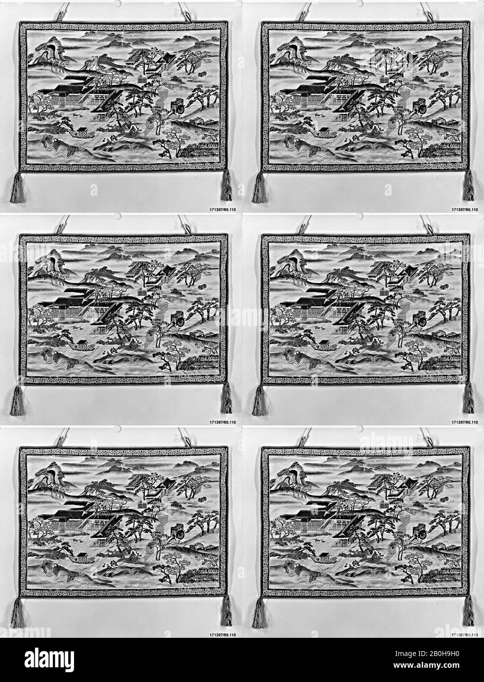 Pendante, Japon, XXe siècle, Japon, soie, 19 1/2 x 27 1/2 in. (49,53 x 69,85 cm), textiles-tissés Banque D'Images