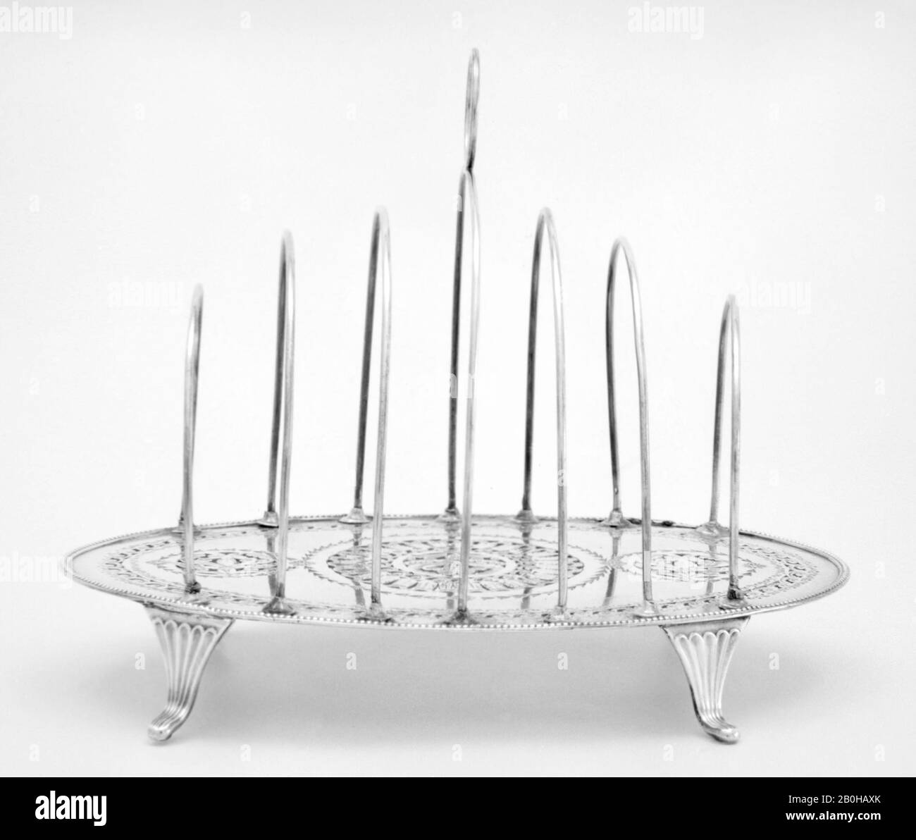 N. Smith and Company, rack Toast, Royaume-Uni, N. Smith and Company, CA. 1784, britannique, plaque de Sheffield, Total : 5 3/4 × 7 1/4 × 4 7/8 po. (14,6 × 18,4 × 12,4 cm), Métal-Silverplate Banque D'Images