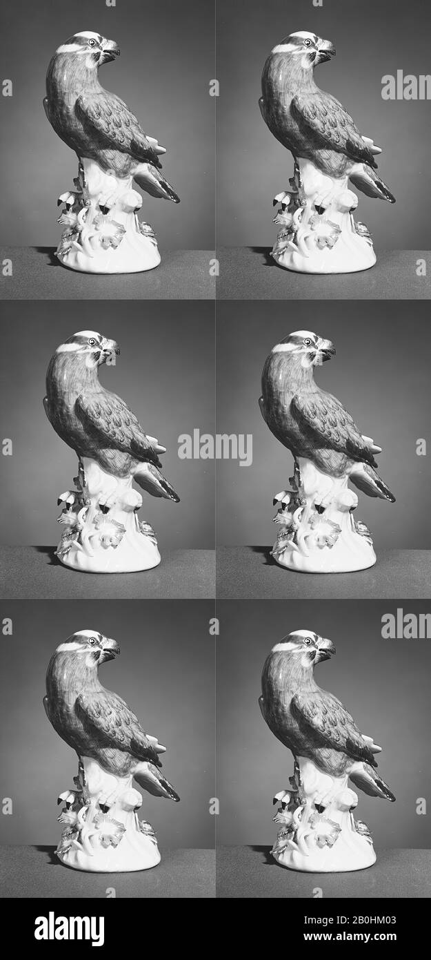 Meissen Manufactory, Parrot, Allemand, Meissen, Meissen Manufactory (Allemand, 1710–Présent), Ca. 1740, allemand, Meissen, porcelaine pâte dure, Total : 7 7/16 x 4 3/4 x 3 1/2 po. (18,9 x 12,1 x 8,9 cm), céramique-Porcelaine Banque D'Images