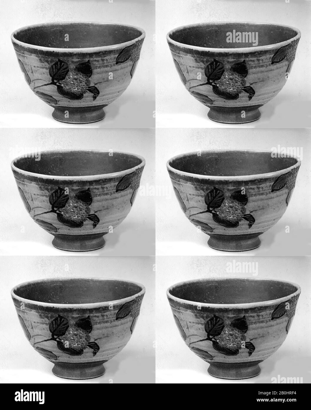 Nin'ami Dōhachi (Takahashi Dōhachi II), bol à thé avec Hydrangeas, Japon, période Edo (1615–1868), Nin'ami Dōhachi (Takahashi Dōhachi II) (japonais, 1783–1855), première moitié du XIXe siècle, Japon, grès aux émaux polychrome sur un glaze transparent (Kyoto), H. 3 sur 1/8 in. (7,9 cm) ; diam. 4 3/4 po. (12,1 cm), céramique Banque D'Images