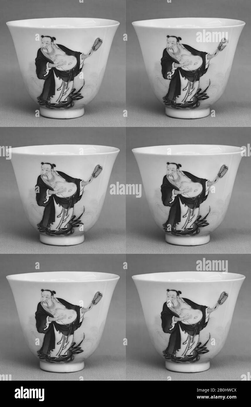 Tasse, Chine, dynastie Qing (1644–1911), Date 19ème siècle, Chine, Porcelaine peinte dans des émaux polychrome surglacis, H. 2 1/4 in. (5,7 cm), céramique Banque D'Images