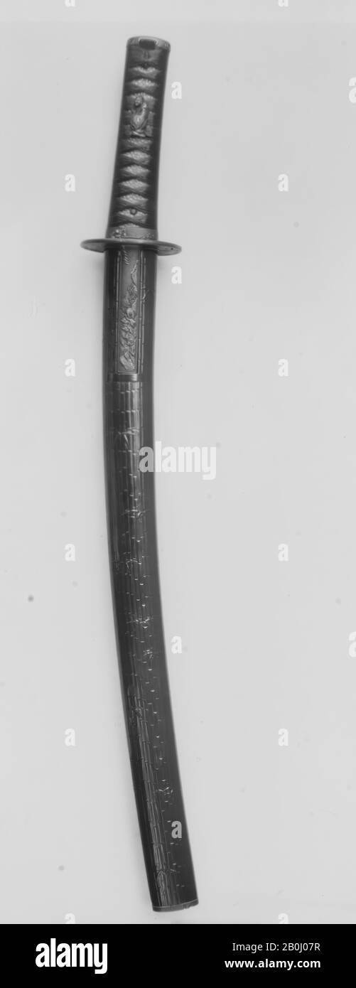 Lame et montage pour un mot court (Wakizashi), japonais, lame, XVIe siècle; montage, début–milieu du XIXe siècle, japonais, acier, bois, laque, soie, rayskin (samé), balaeen, fer, or, L. 24 13/16 in. (63,1 cm) ; L. de la lame 22 7/16 po. (57 cm); L. de la lame de coupe 16 3/4 in. (42,6 cm) ; D. de courbure 1/2 po. (1,3 cm), mots-clés Banque D'Images