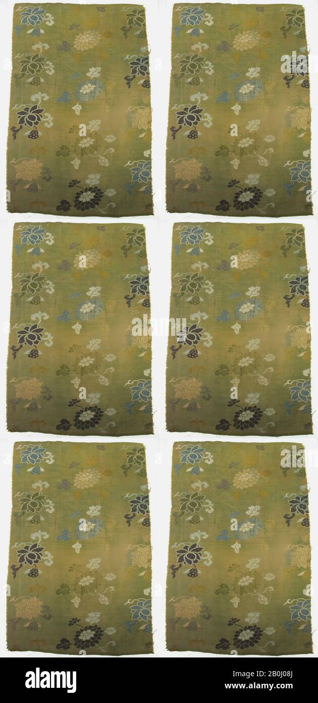 Pièce, Chine, dynastie Qing (1644–1911), début du XVIIIe siècle, Chine, soie, fil métallique, 28 x 18 po. (71,12 x 45,72 cm), textiles-tissés Banque D'Images