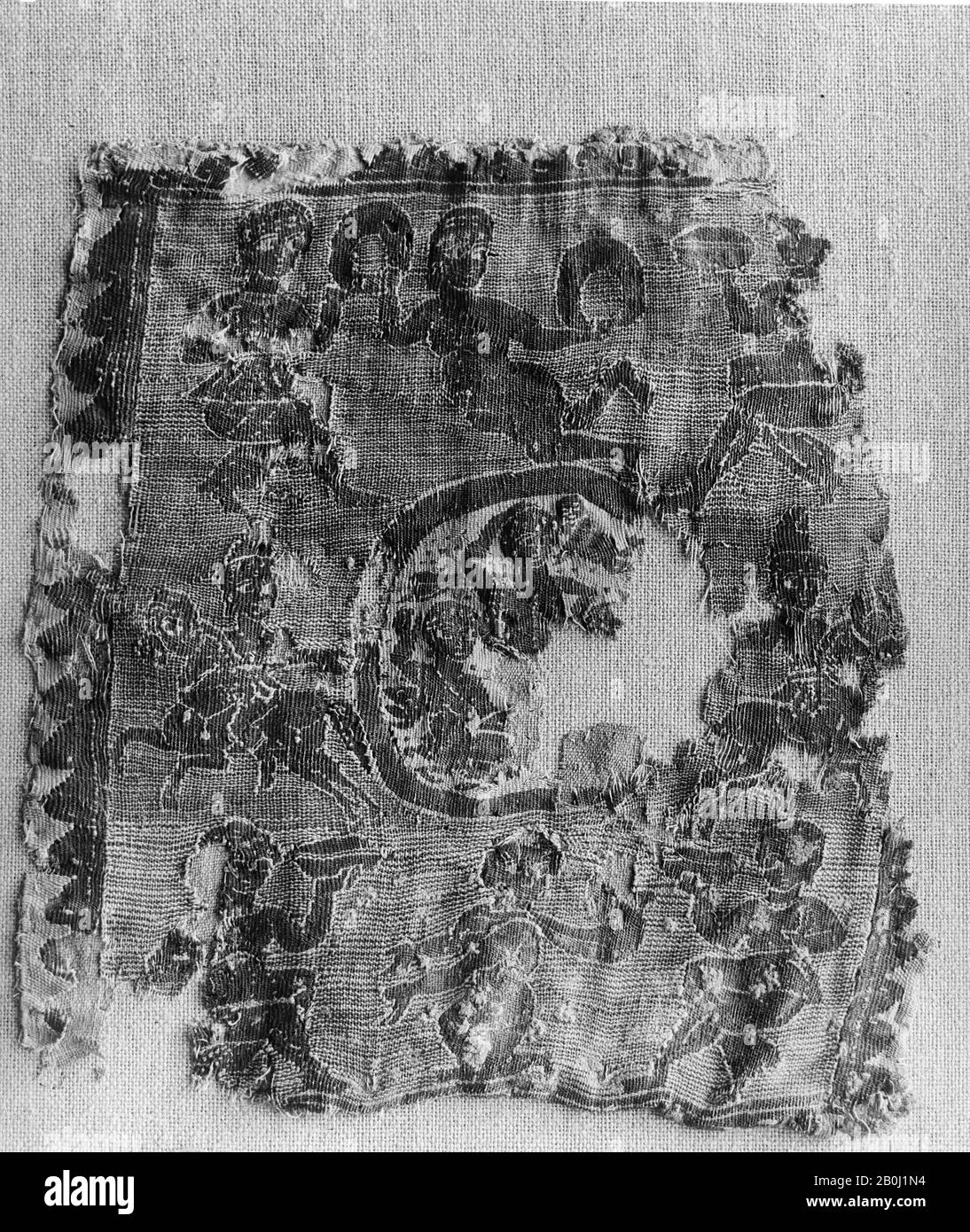 Fragment, 4ème siècle, Attribué à l'Egypte, laine, lin; tissage tapisserie, 9 13/16 in. Haut 9 13/16 in. Large (25 cm de haut 25 cm de large), textiles Banque D'Images