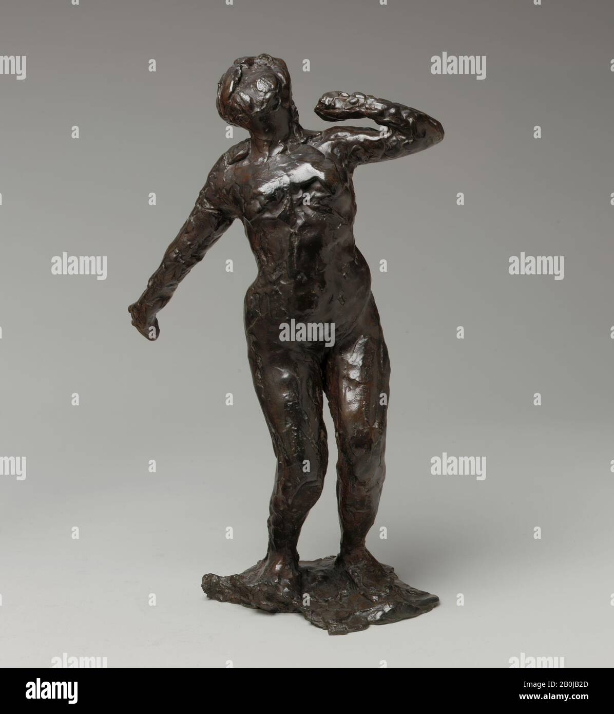 Edgar Degas, Femme Étirant, Français, Edgar Degas (Français, Paris 1834–1917 Paris), Modélisé Probablement Ca. 1884–89, coulé 1920, français, bronze, 14-3/8 x 8-1/4 x 7-1/2 po. (36,5 x 21,0 x 19,1 cm.), Sculpture-Bronze Banque D'Images