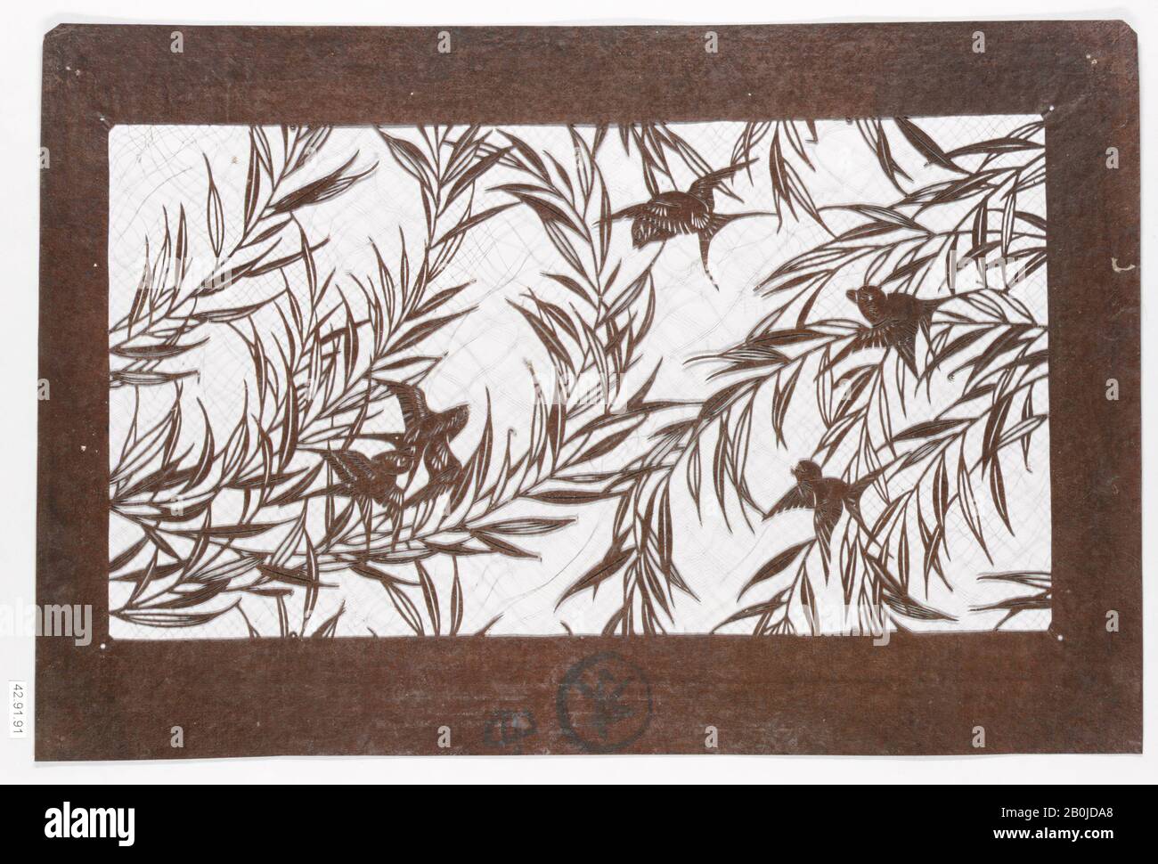 Swaves, Japon, XIXe siècle, Japon, papier, soie, 10 7/8 x 16 3/8 po. (27,6 x 41,6 cm), pochoirs Banque D'Images