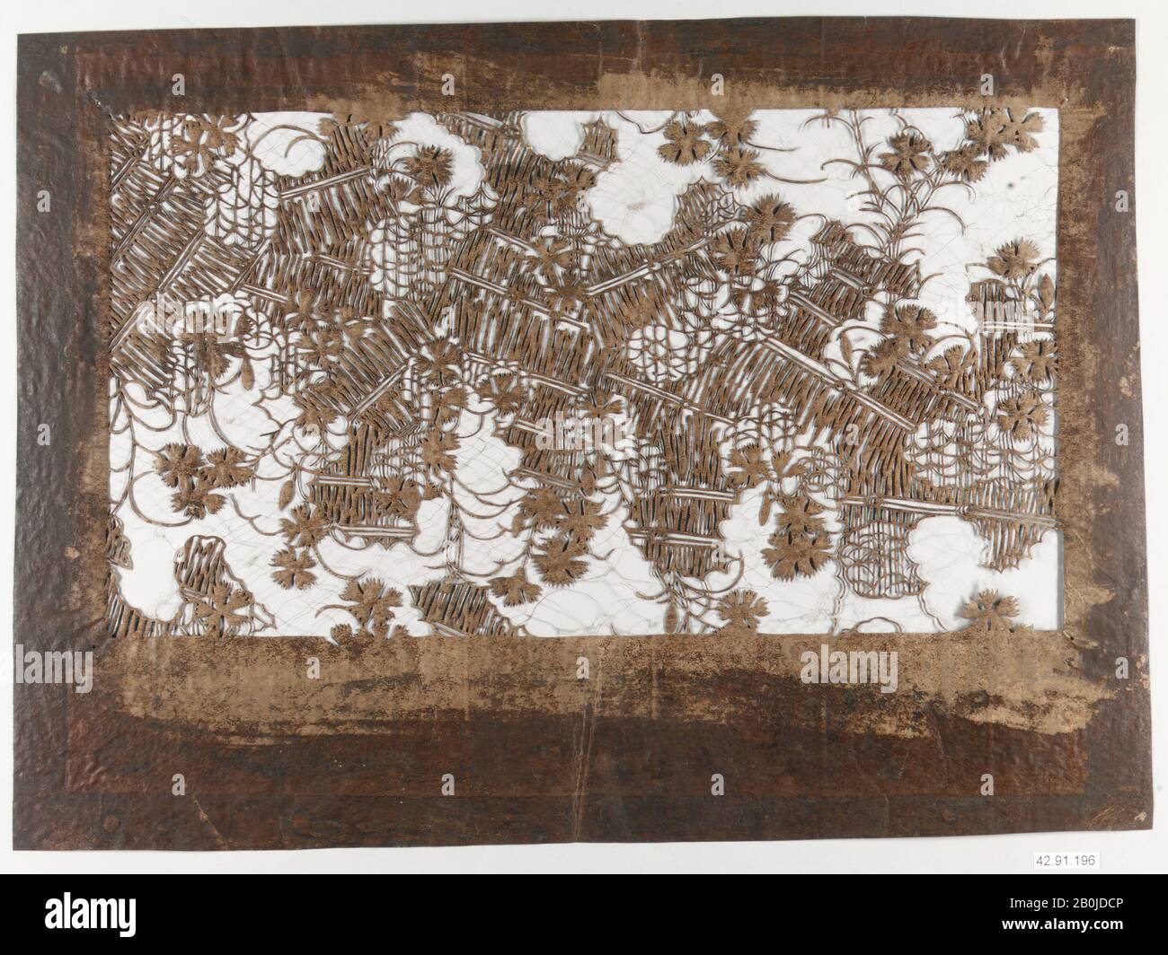 Pochoir, Japon, XIXe siècle, Japon, papier, soie, 11 3/4 x 16 1/2 po. (29,8 x 41,9 cm), pochoirs Banque D'Images Pochoir, Japon, XIXe siècle, Japon, papier, soie, 11 3/4 x 16 1/2 po. (29,8 x 41,9 cm), pochoirs Banque D'Images
