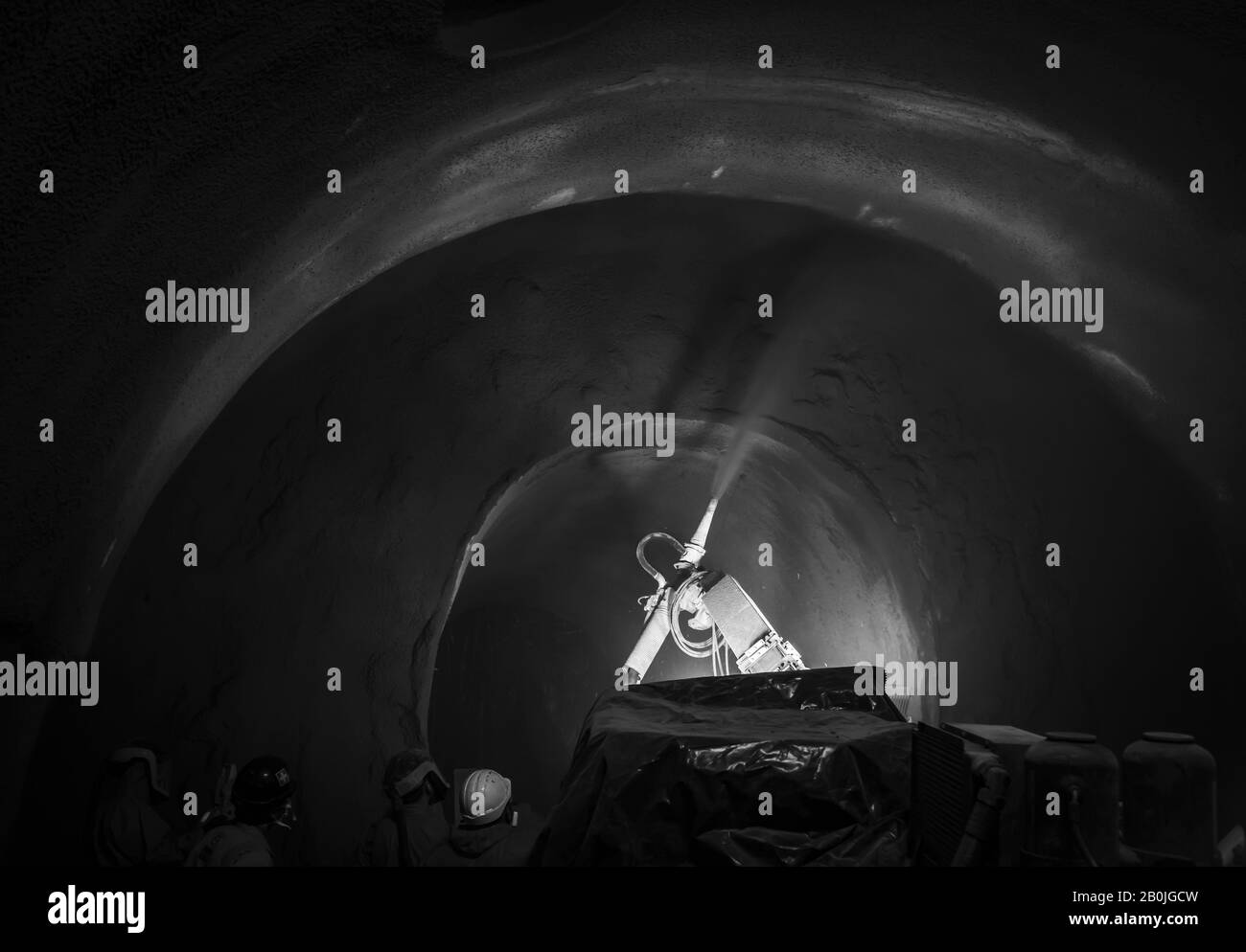 Usine utilisée pour la garniture de tunnel de pulvérisation en béton pour le BSCU (Bank Station Capacity Upgrade) fonctionne sous King William Street et Cannon Street London Banque D'Images