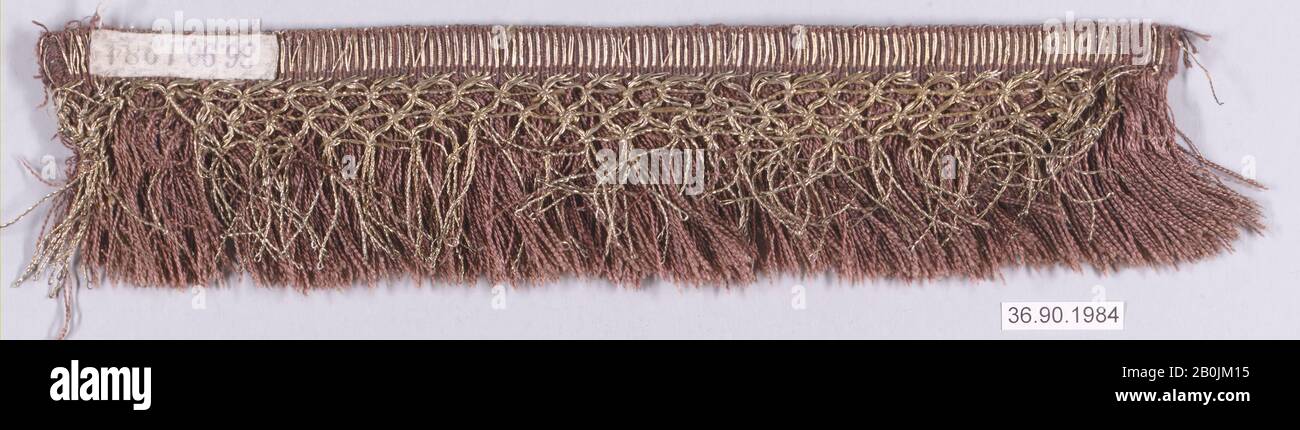 Frange, italienne, CA. 1750, italien, soie, L. 9 x W. 2 pouces, 22,9 x 5,1 cm, textiles-finitions Banque D'Images