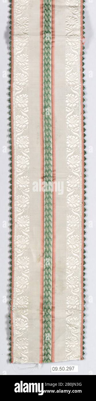 Prix du ruban d'embellissement en soie antique ? textile vintage