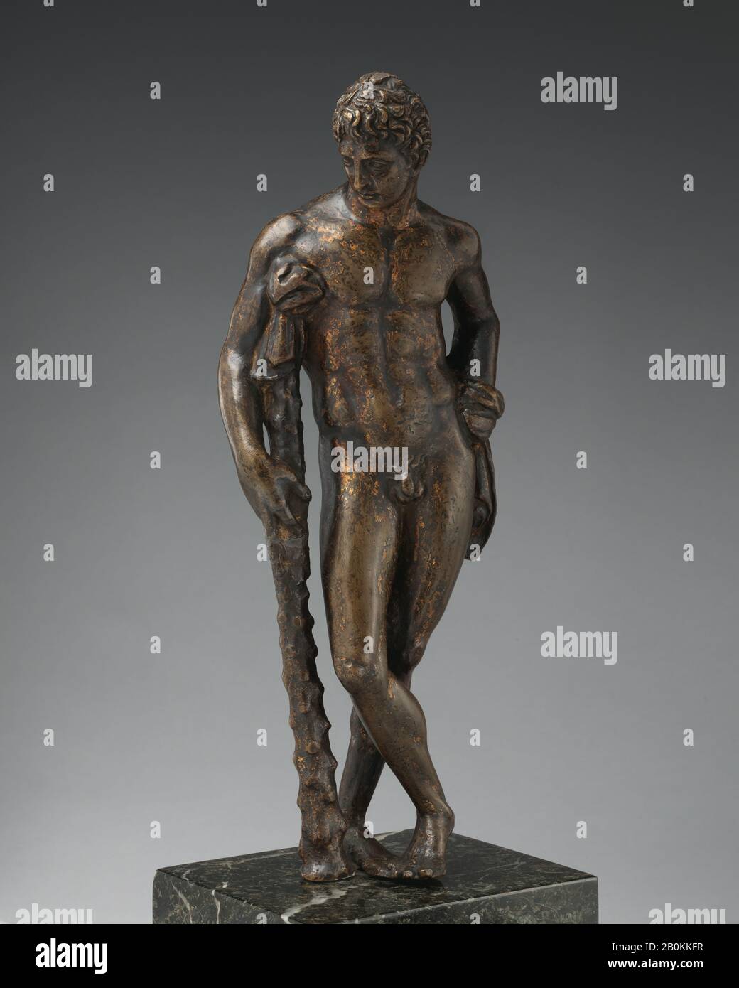 Hercules jeune, peut-être italien, peut-être XVIe siècle, peut-être italien, Bronze avec des traces de dorures, hauteur: 12 7/8 po. (32,7 cm), Sculpture-Bronze Banque D'Images