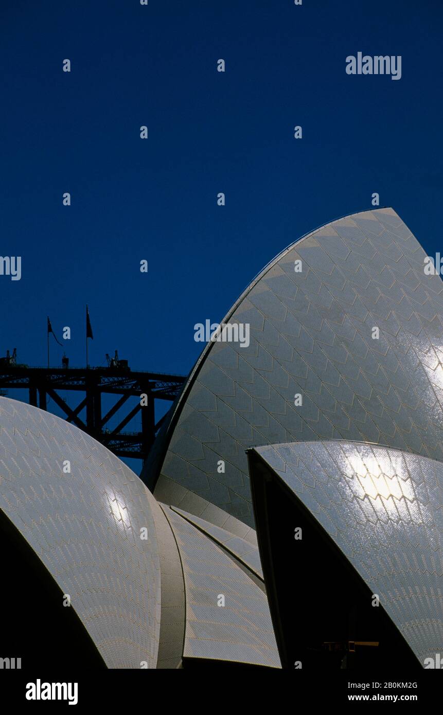 AUSTRALIE, SYDNEY, VUE SUR L'OPÉRA ET LE PONT DU PORT DE SYDNEY, DÉTAILS Banque D'Images