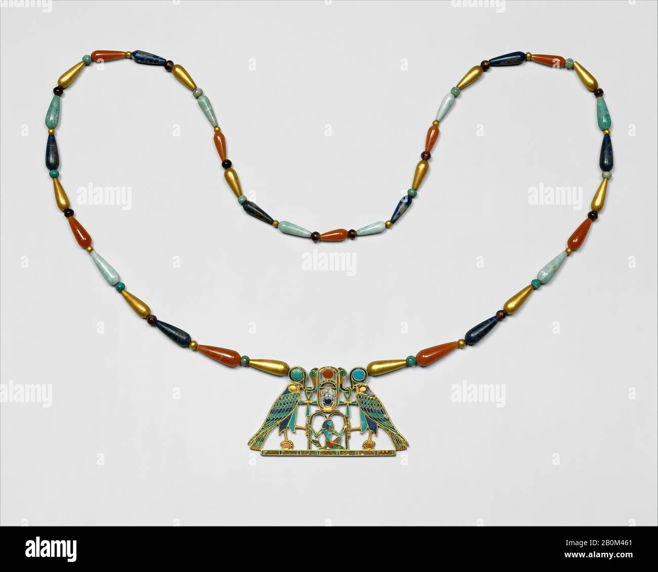 Pectoral necklace Banque de photographies et d'images à haute résolution -  Alamy