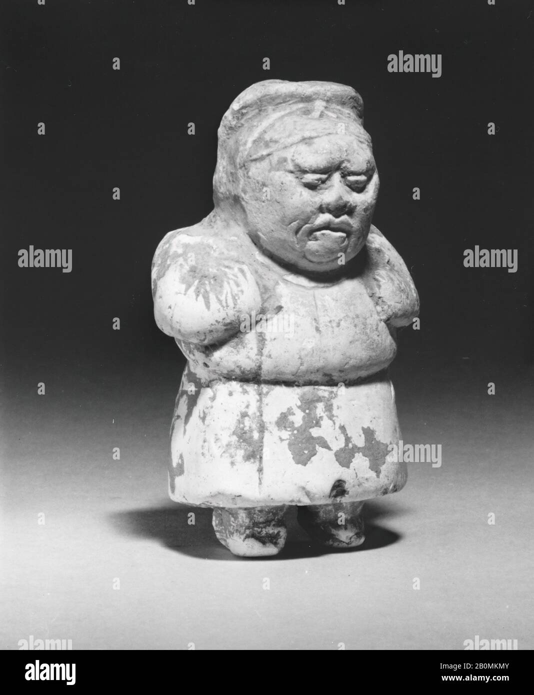 Figure d'un Dwarf, Chine, dynastie Tang (618–907), Culture : Chine, poterie Buff, H. 4 7/8 po. (12,4 cm), poterie tombeuse Banque D'Images