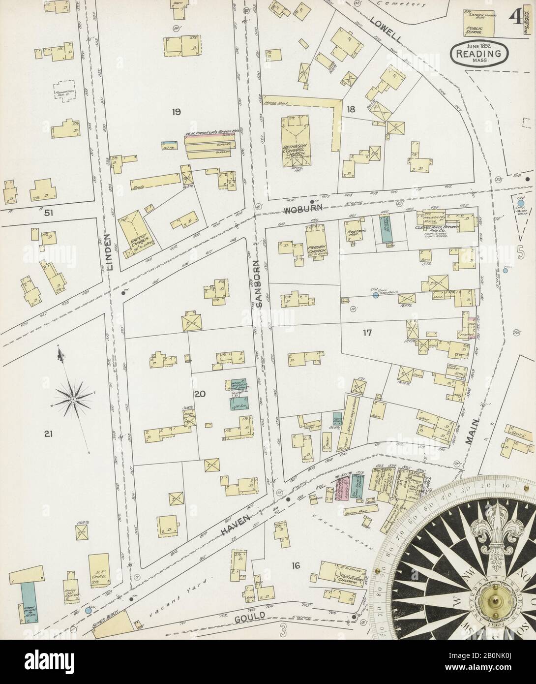 Image 4 De La Carte D'Assurance-Incendie Sanborn De Reading, Comté De Middlesex, Massachusetts. Juin 1892. 6 feuille(s), Amérique, plan de rue avec compas du XIXe siècle Banque D'Images