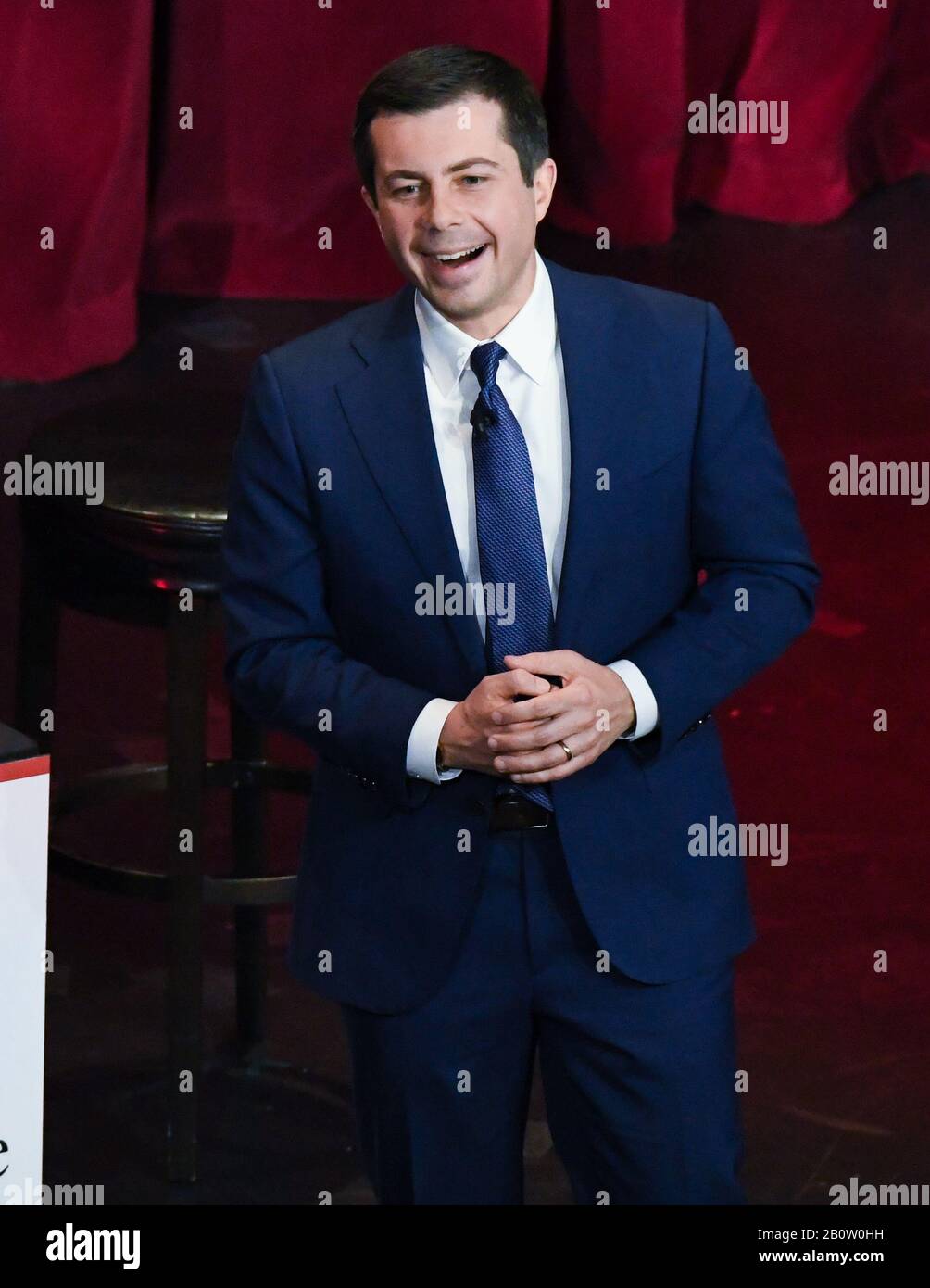 Los Angeles, États-Unis. 20 février 2020. Le candidat démocrate à la présidence, Pete Buttigieg, sur scène à l'hôtel de ville de Fox11, prononcera une allocution à l'occasion d'une Assemblée politique de l'USC à L'auditorium Bovard à l'USC le 21 février 2020 à Los Angeles, Californie. Crédit: L'Accès Photo/Alay Live News Banque D'Images