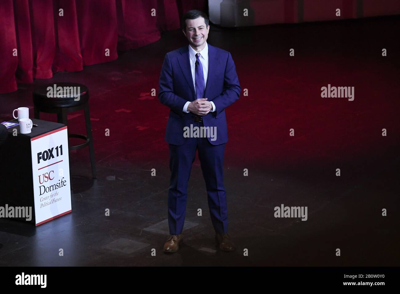 Los Angeles, États-Unis. 20 février 2020. Le candidat démocrate à la présidence, Pete Buttigieg, sur scène à l'hôtel de ville de Fox11, prononcera une allocution à l'occasion d'une Assemblée politique de l'USC à L'auditorium Bovard à l'USC le 21 février 2020 à Los Angeles, Californie. Crédit: L'Accès Photo/Alay Live News Banque D'Images