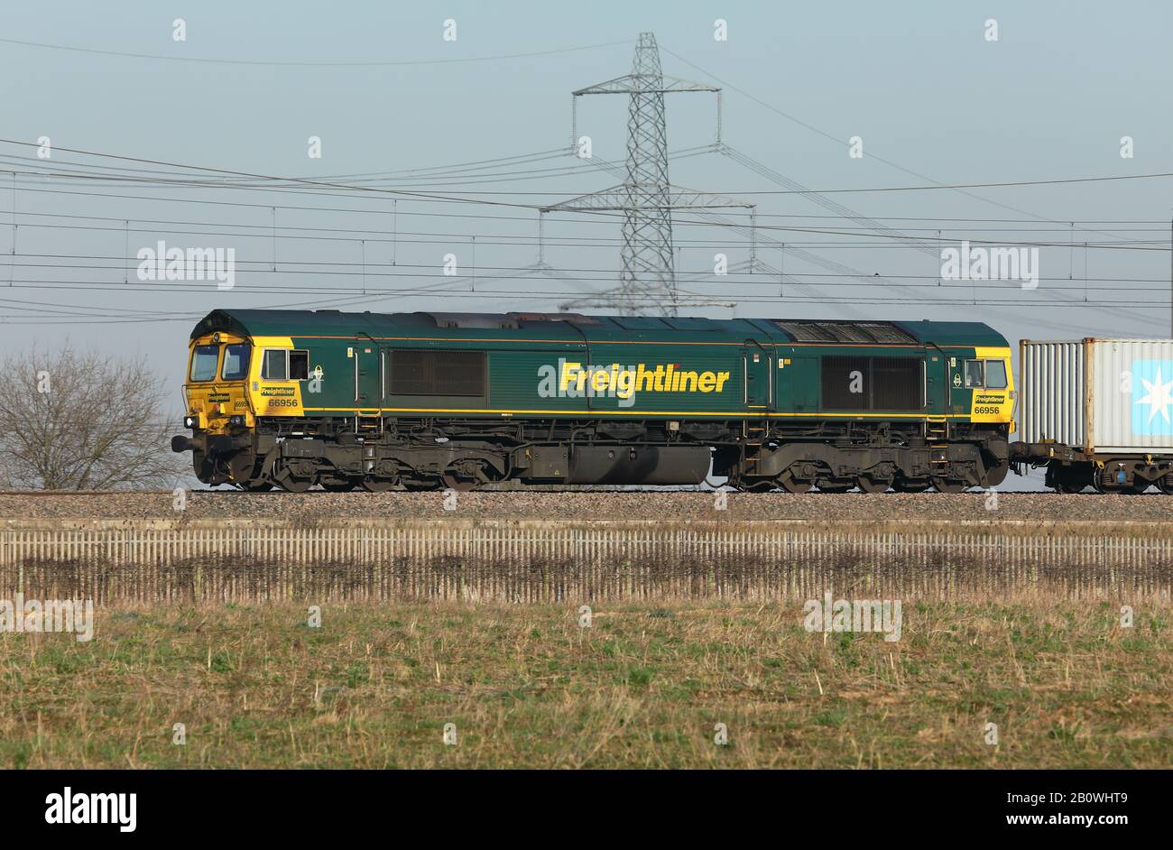 Locomotive de chemin de fer diesel-électrique de classe 66, exploitée en Grande-Bretagne par la compagnie Freightliner. Banque D'Images