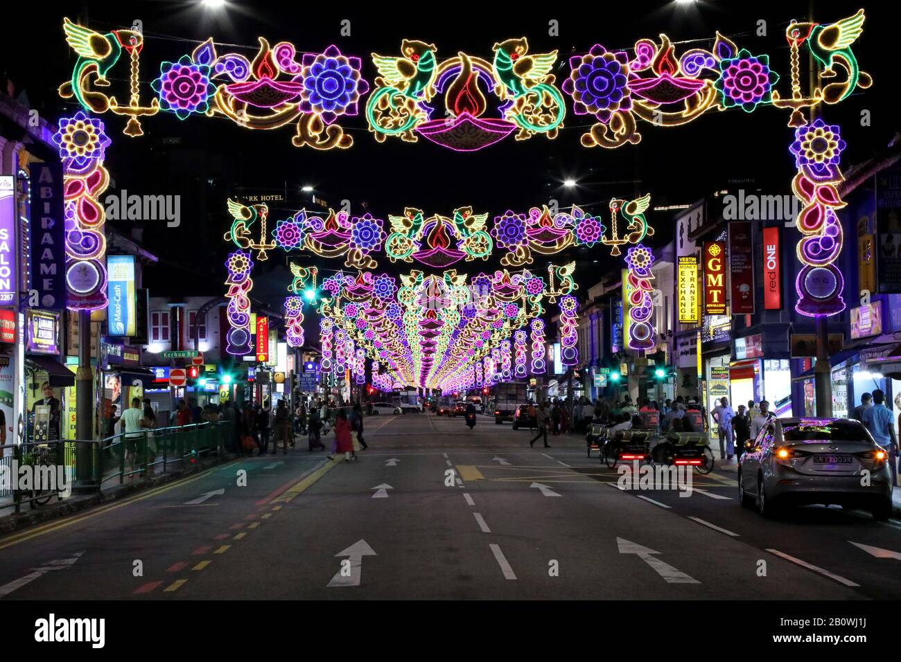 Deepavali décorations de rue dans Serangoon Road, Little India, Singapour. Banque D'Images