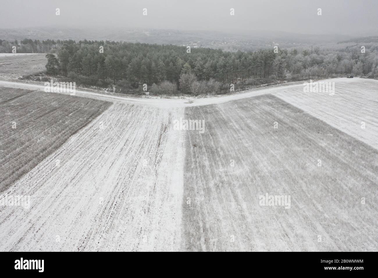 champ, nature, terre, agriculture, paysage, ferme, neige, rural, labouré, agricole, agricole, agricole, agricole, saison, sol, campagne, agronomie, pays, Banque D'Images