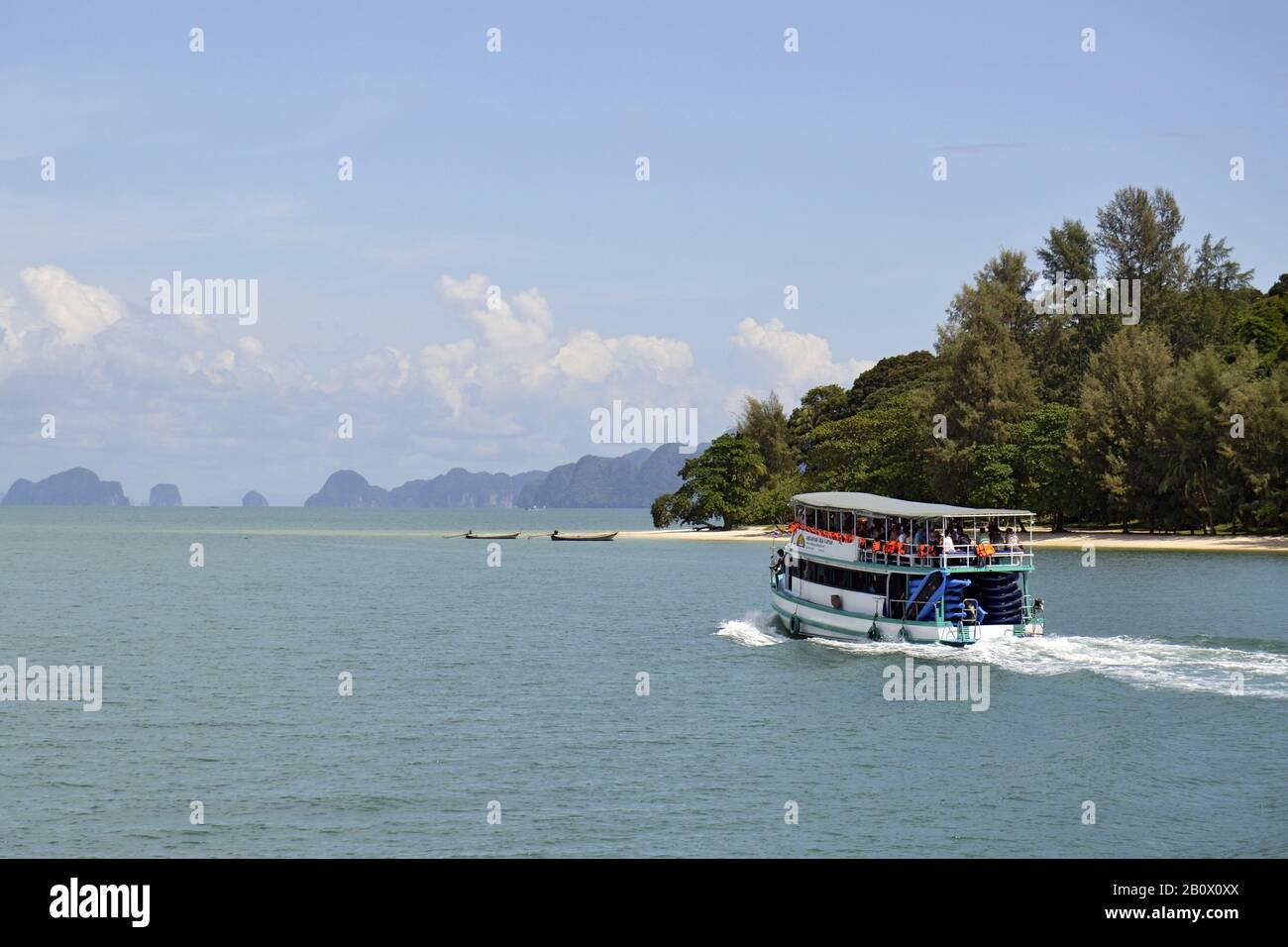 Îles dans la baie de Pang Nga, sud de la Thaïlande, Asie du Sud-est, Banque D'Images