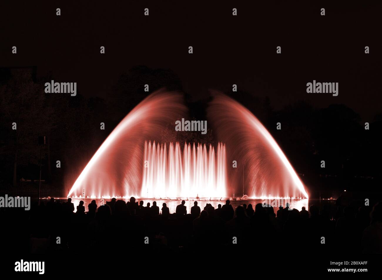 Jeux de lumière d'eau colorés, Planten un Blomen, Park, Hambourg, Allemagne Europe, Banque D'Images