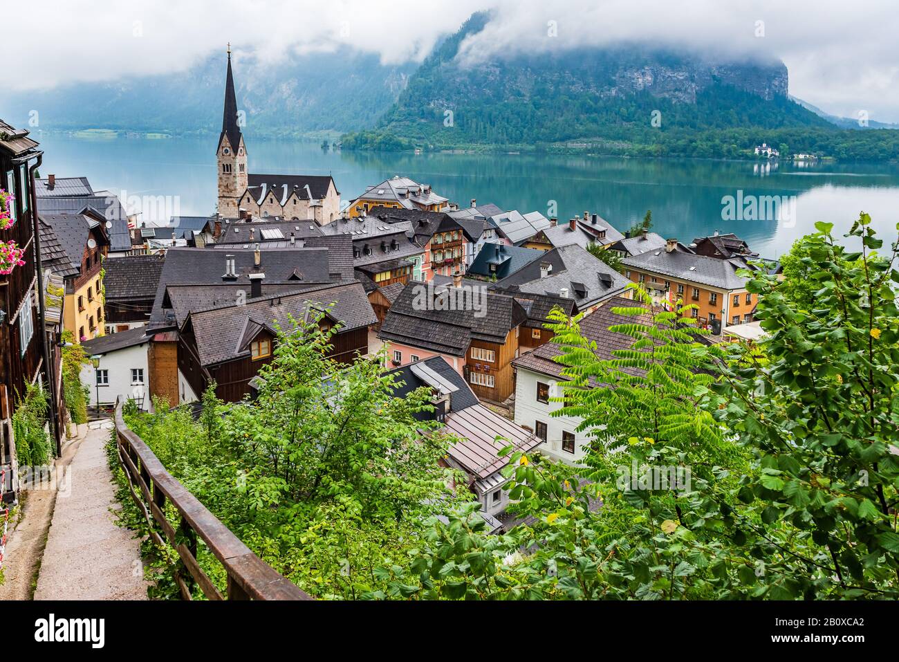 La vieille ville de Hallstatt sur le lac namesake, l'un des sites du patrimoine mondial De L'Unesco en Autriche Banque D'Images