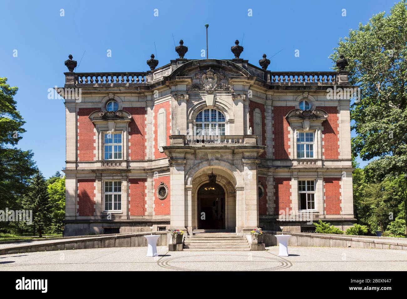 Les monuments de Pologne. Swierklaniec sur Silesia avec ancien palais. Banque D'Images