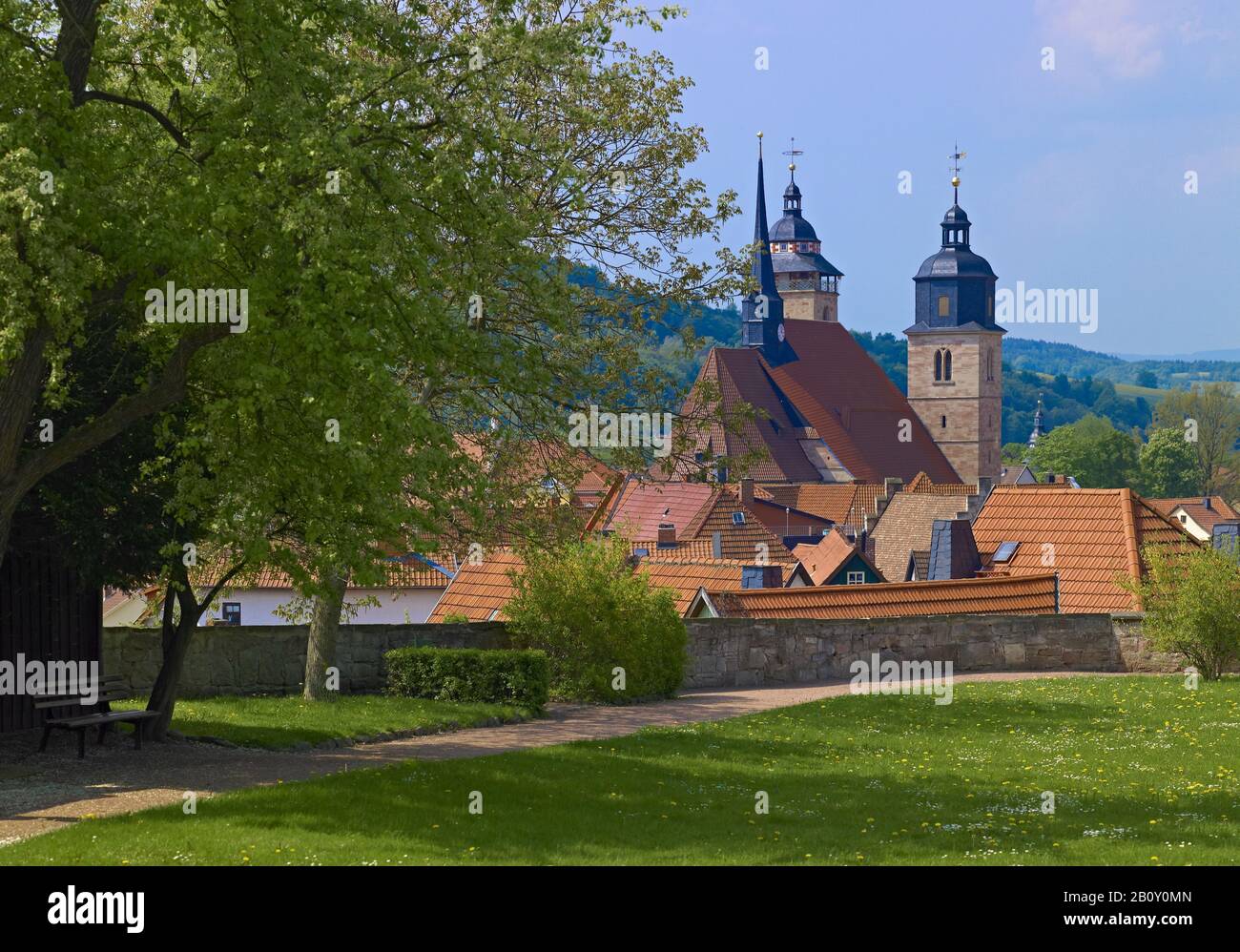 Vue panoramique sur la vieille ville avec l'église Saint-Georges à Schmalkalden, Thuringe, Allemagne, Banque D'Images
