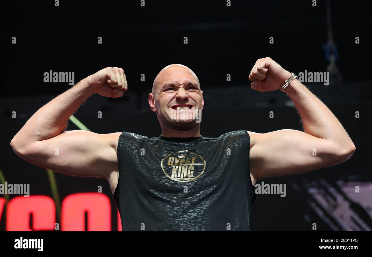 Tyson Fury pendant le pesage à la MGM Grand Garden Arena, Las Vegas. Banque D'Images