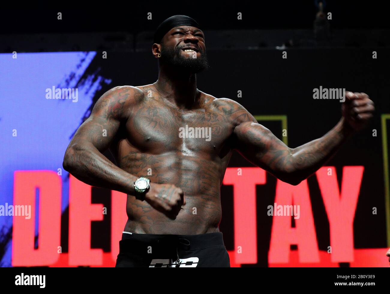 Deontay Wilder pendant le pesage à la MGM Grand Garden Arena, Las Vegas. Banque D'Images