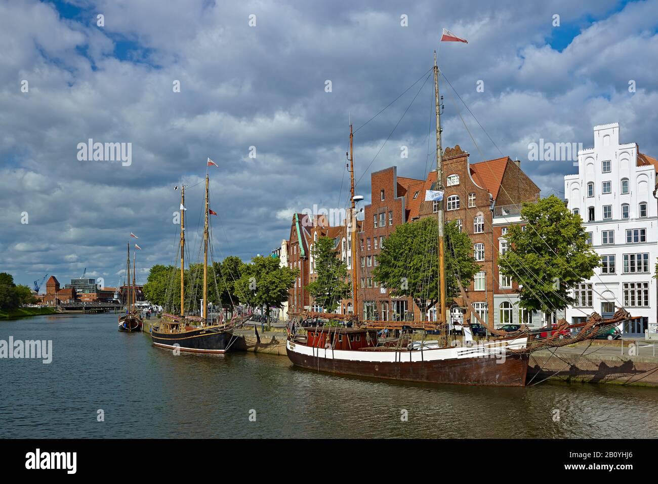 Bateaux de musée sur l'Untertrave, Hanseatic City de Lübeck, Schleswig-Holstein, Allemagne, Banque D'Images