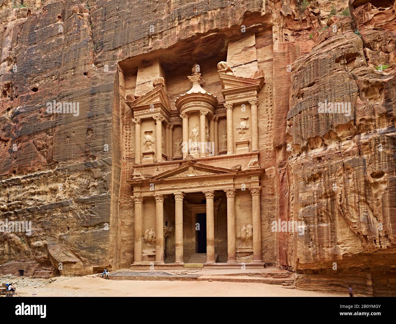 Le Trésor ou le Khazne dans la ville rock de Petra, Jordanie, Moyen-Orient, Banque D'Images