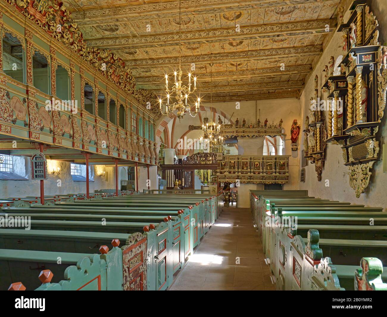 Vue intérieure de l'église Saint-Jacobi à Lüdingworth, Cuxhaven, Basse-Saxe, Allemagne, Banque D'Images