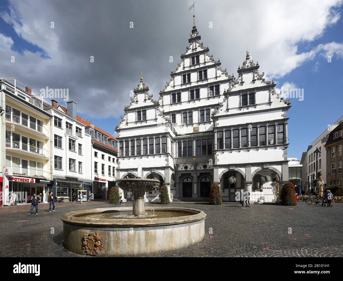 Hôtel de ville historique sur Rathausplatz à Paderborn, Rhénanie-du-Nord-Westphalie, Allemagne Banque D'Images