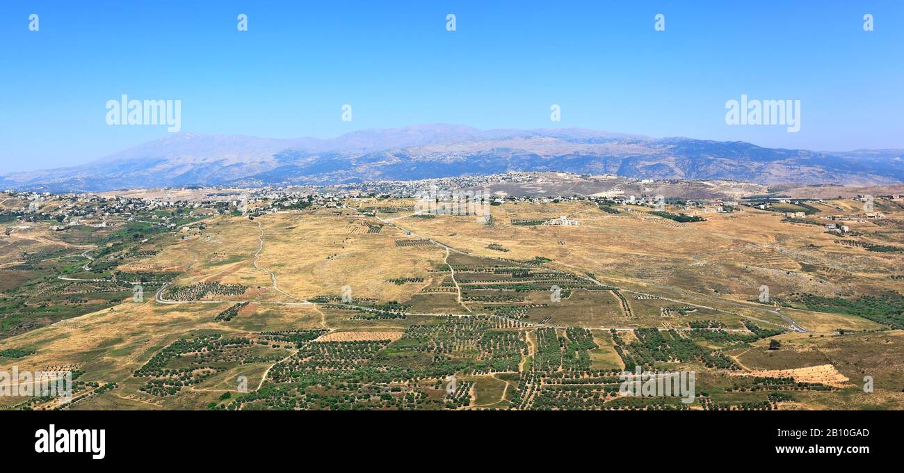 Liban : en regardant la vallée de la rivière Litani vers Mt. Hermon. Banque D'Images