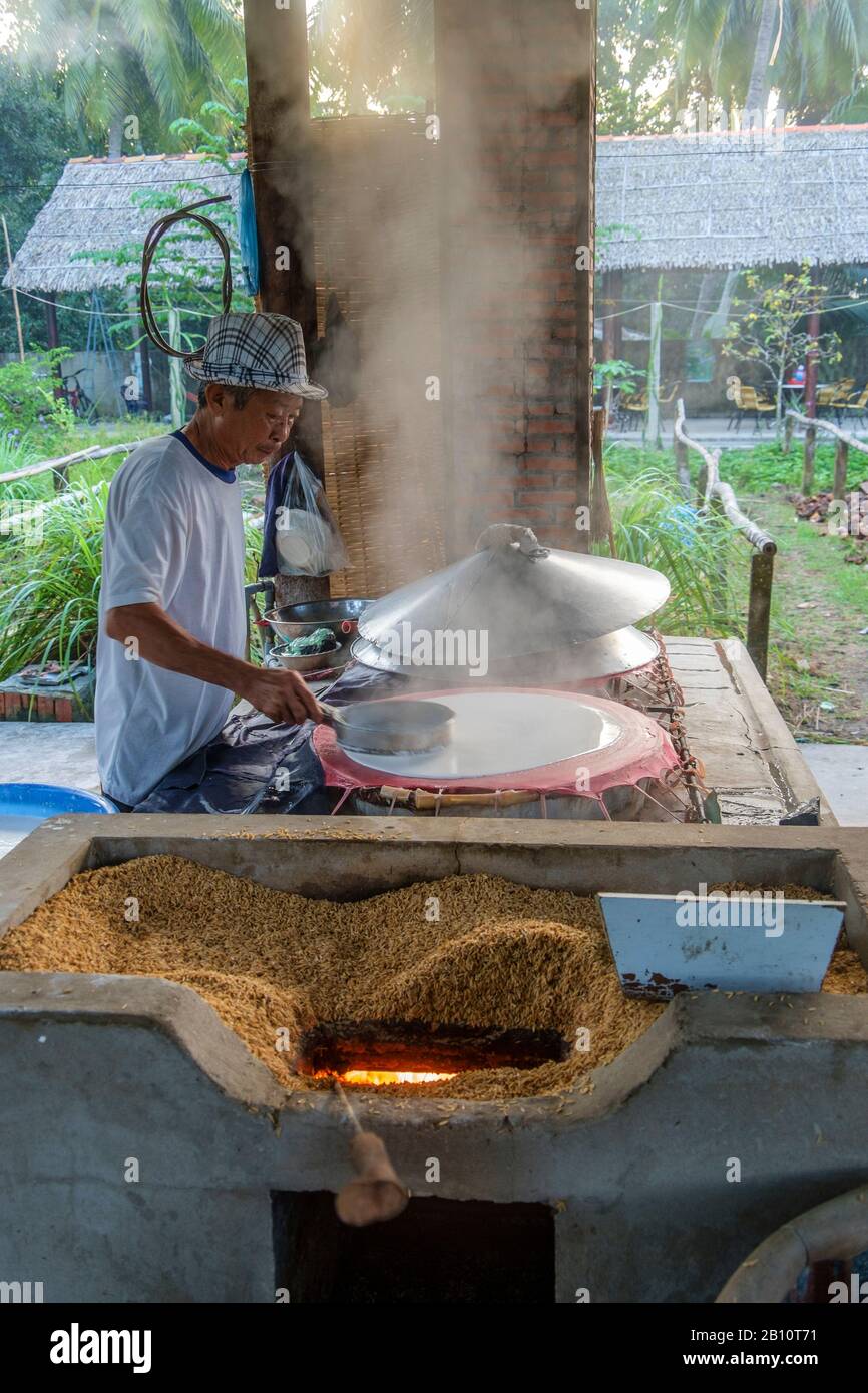 Production de nouilles de riz, Can Tho, Vietnam, Asie Banque D'Images