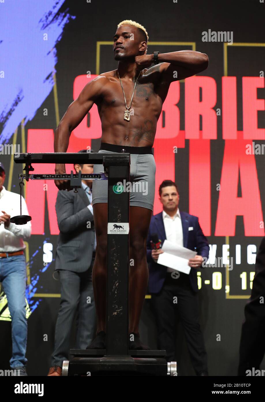 Subriel Matias pendant le pesage à la MGM Grand Garden Arena, Las Vegas. Banque D'Images