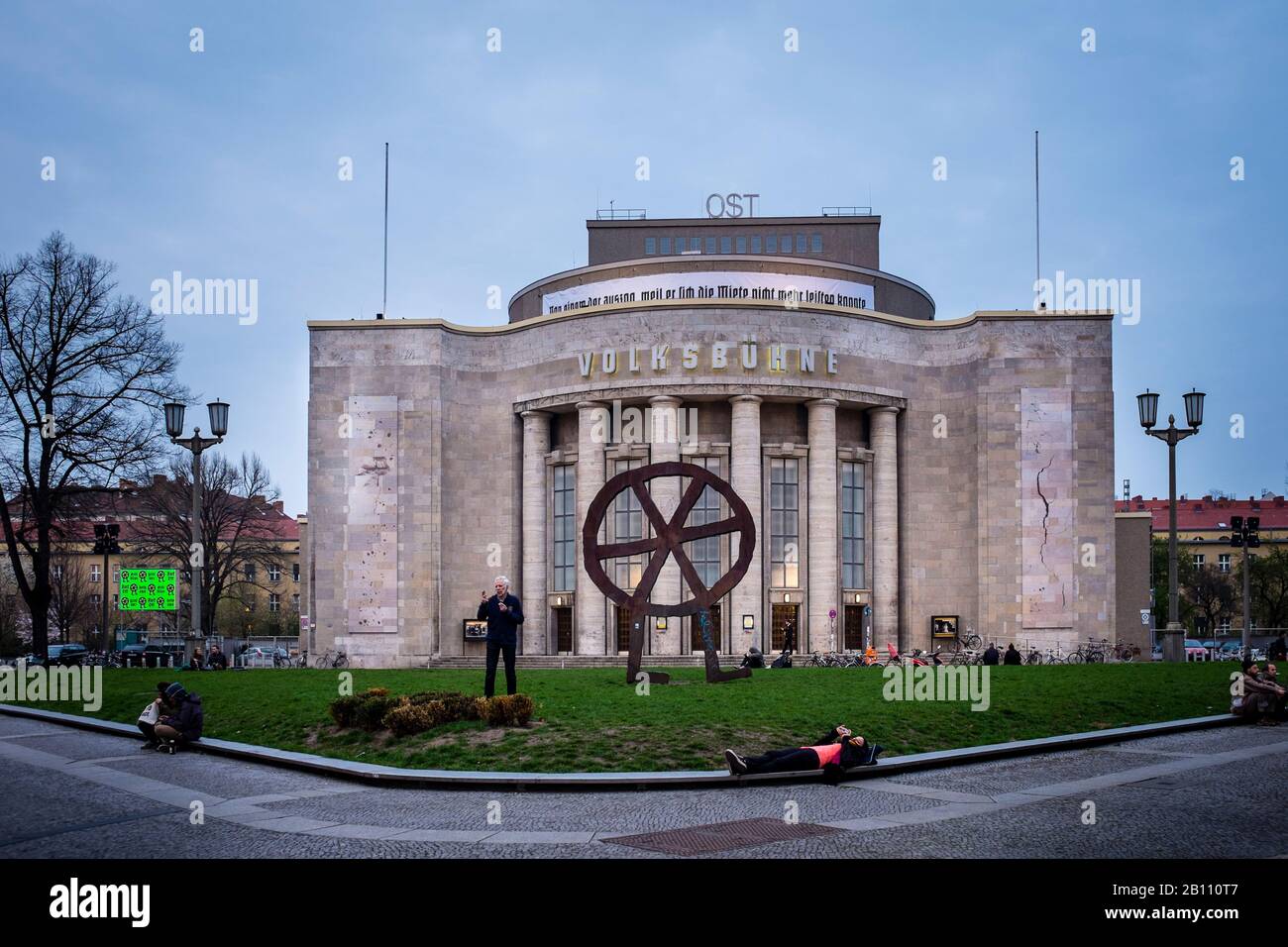 Volksbühne À Rosa-Luxemburg-Platz, Mitte, Berlin, Allemagne Banque D'Images