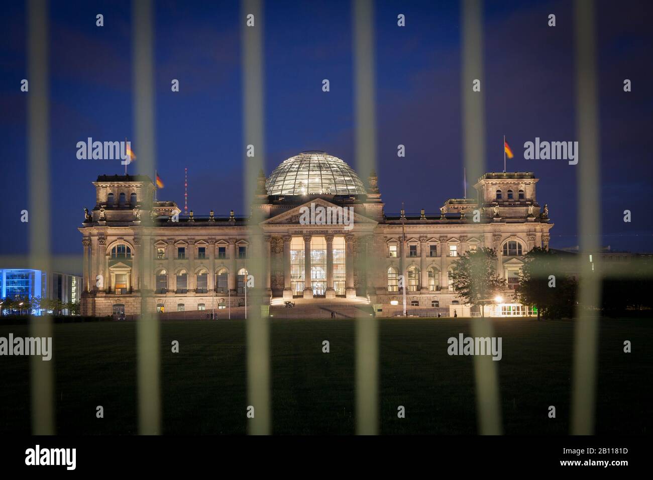Derrière une clôture, de construction du Reichstag Platz der Republik, Berlin, Allemagne Banque D'Images