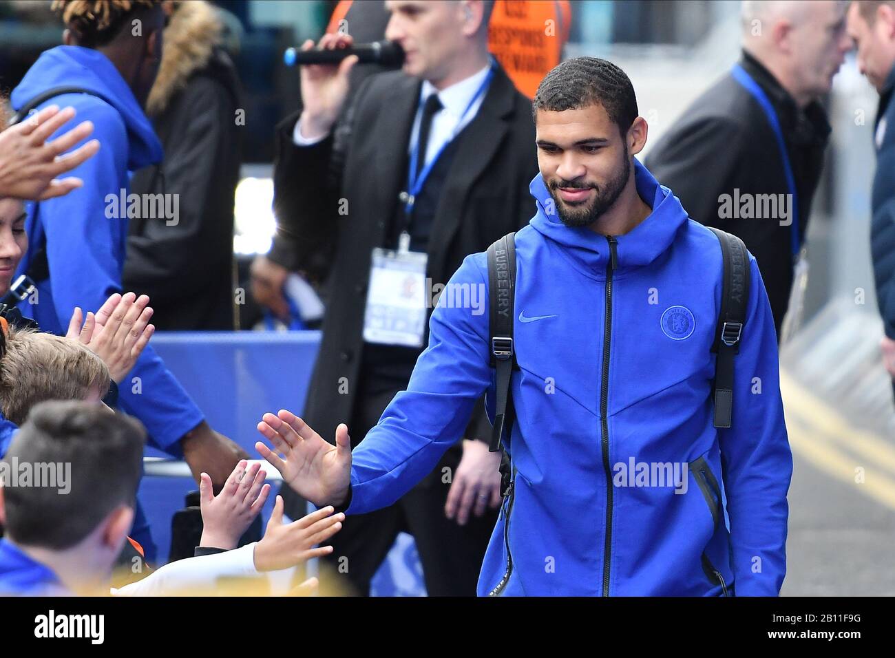 Londres, Royaume-Uni. 22 février 2020. Ruben Loftus-Cheek du Chelsea FC arrivant au stade lors du match de la Premier League entre Chelsea et Tottenham Hotspur au Stamford Bridge, Londres le samedi 22 février 2020. (Crédit: Ivan Yordanov | MI News)la photographie ne peut être utilisée qu'à des fins de rédaction de journaux et/ou de magazines, licence requise à des fins commerciales crédit: Mi News & Sport /Alay Live News crédit: Mi News & Sport /Alay Live News crédit: Mi News & Sport /Alay Live News Banque D'Images